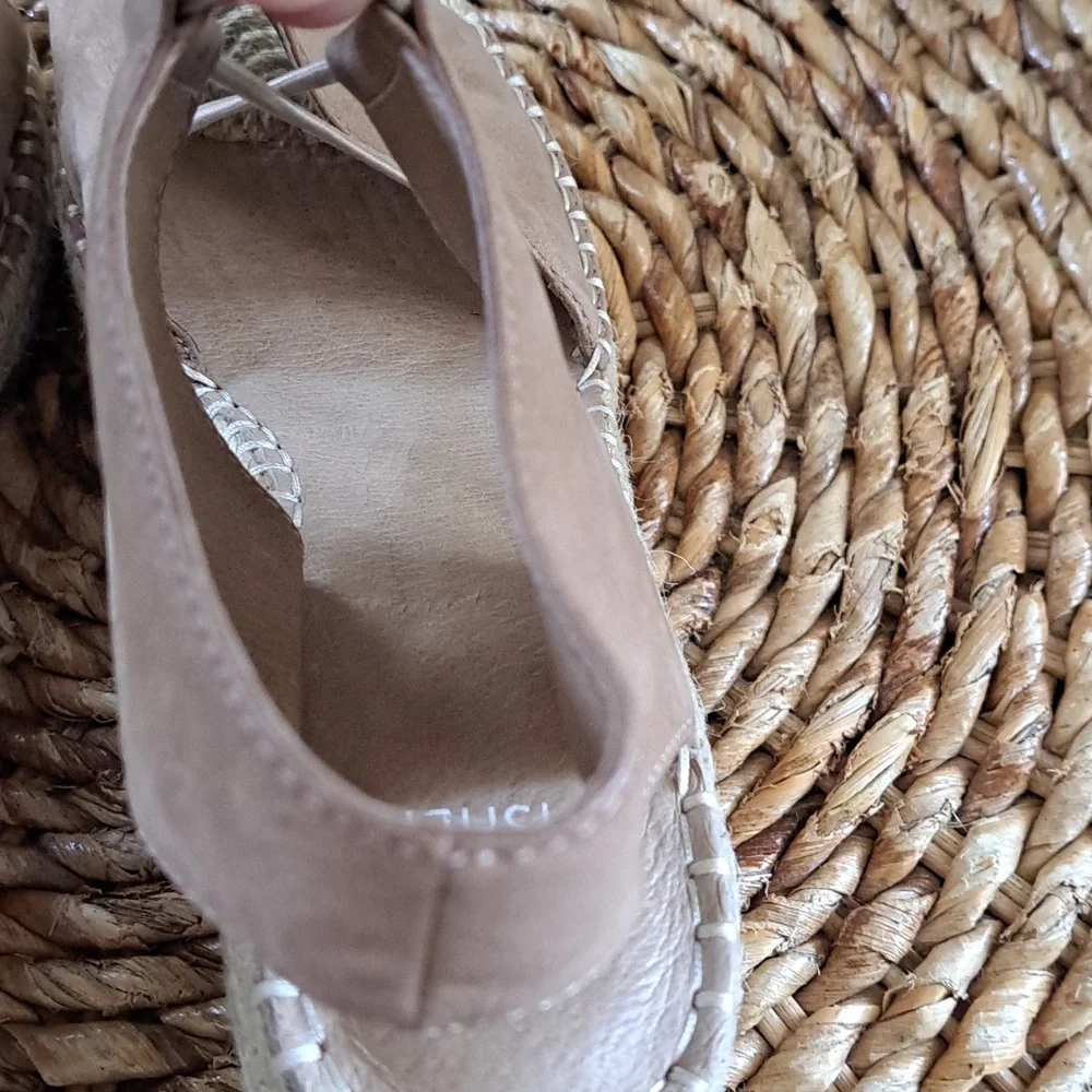 Eileen Fisher Womens Tan Nubuck Suede Whim 2.75
